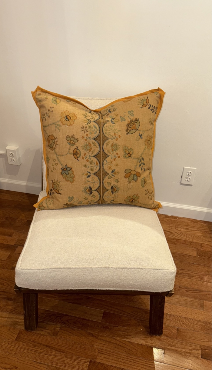 Floral Linen Printed Pillow - Image 2